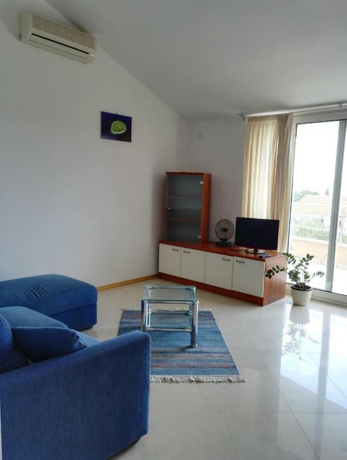 Rede Apartment
